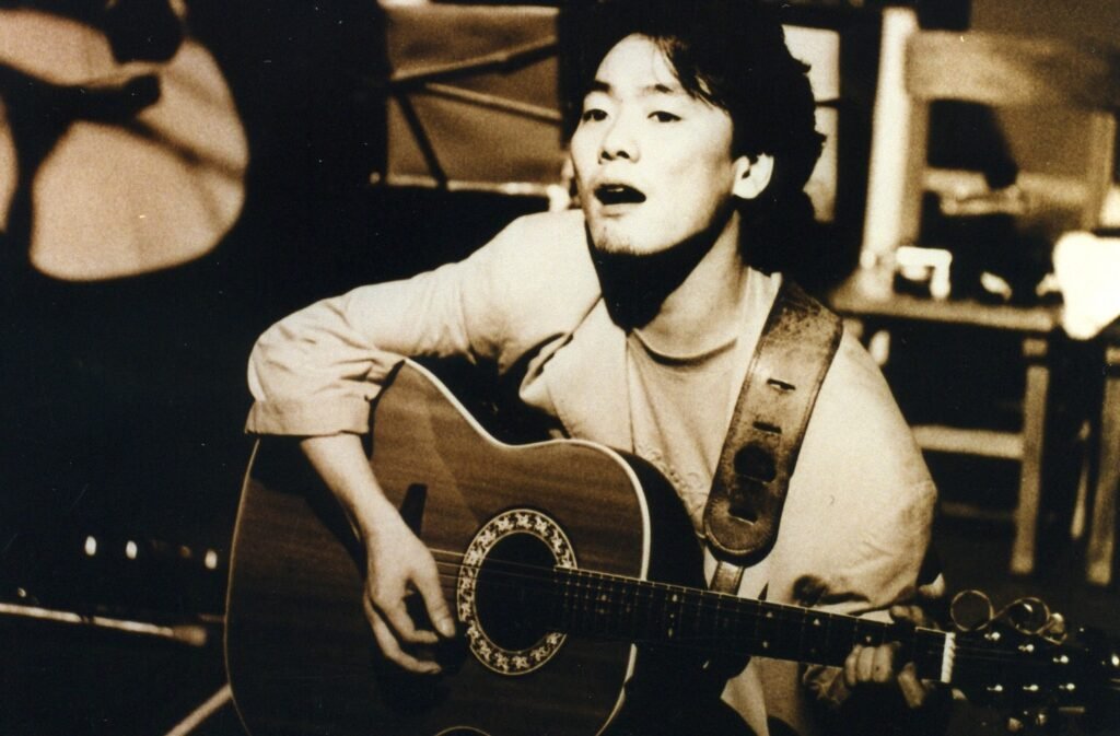 Kim Kwang Seok performing